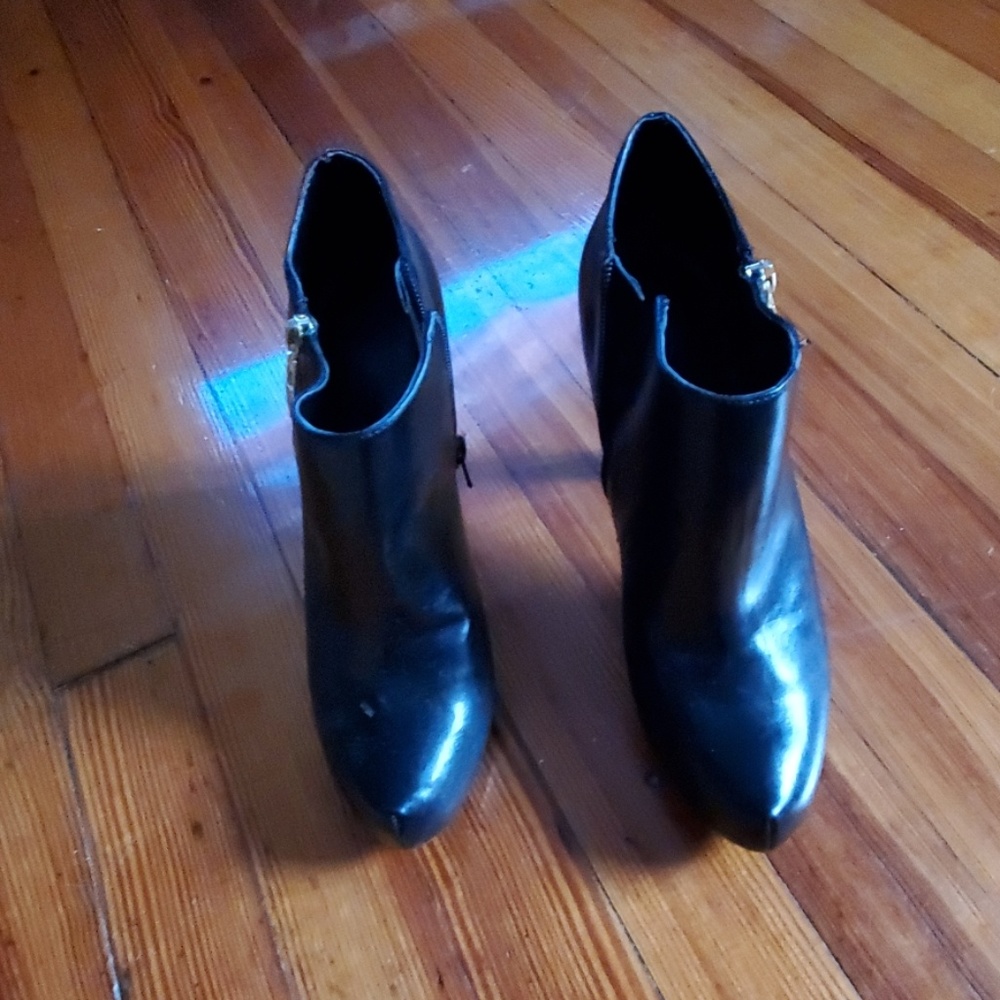 Marc Fisher shoes